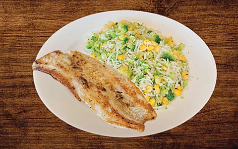 Grill Hamur with Mix Corn Broccoli Rice